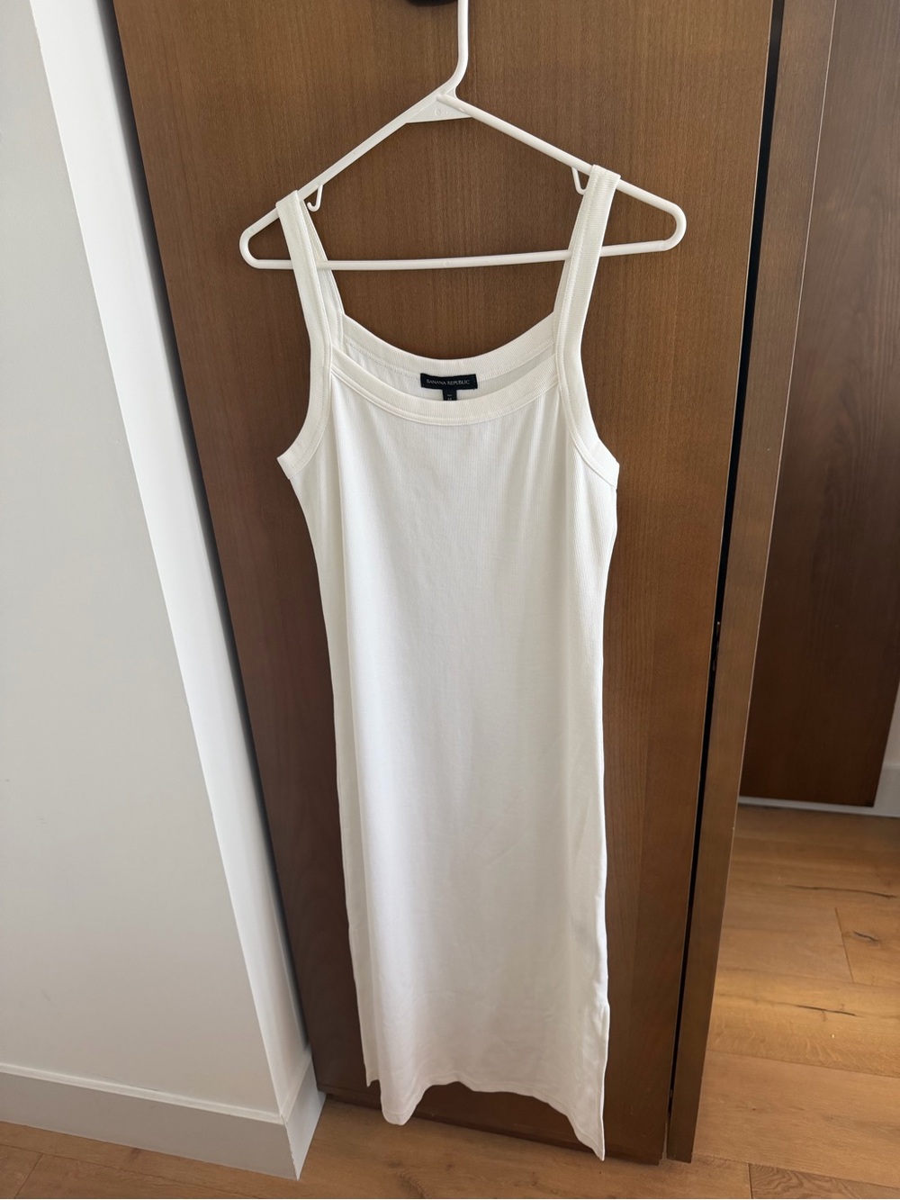 Banana Republic Ribbed Cotton Dress in white, Size M